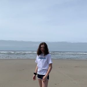 Meet your Posher, Isabel